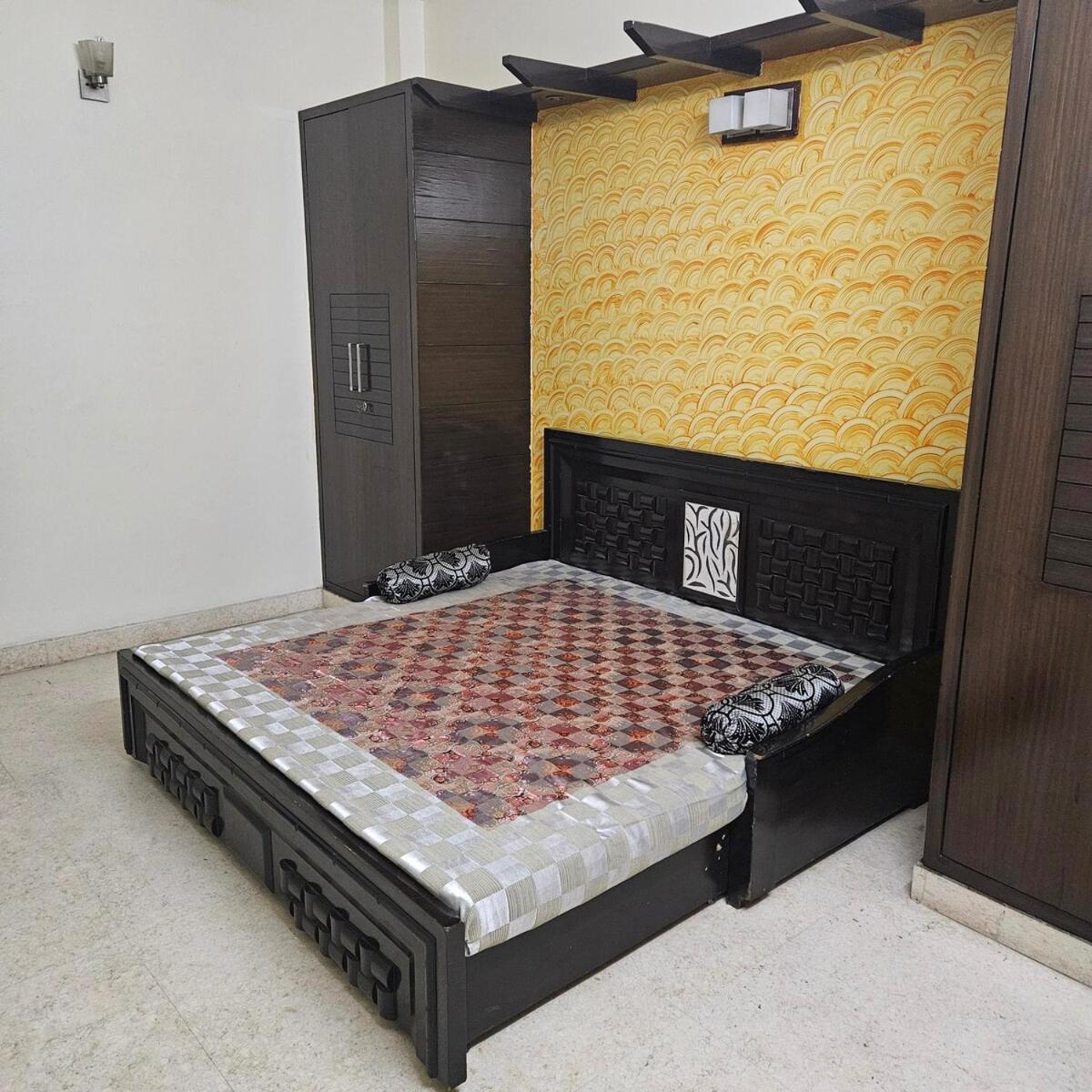Apartment Away A Spacious Abode New Delhi